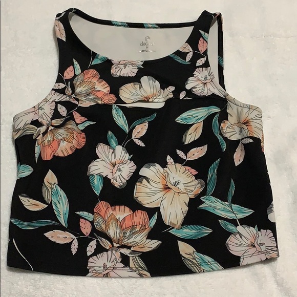 Matching skirt and top - Picture 2 of 3